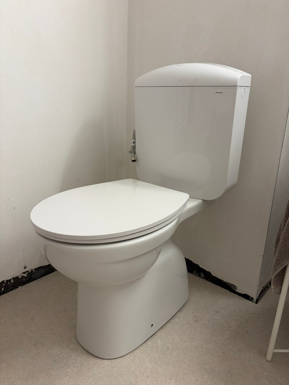 Nieuw toilet (staand model ), Ophalen, Zo goed als nieuw, Toilet