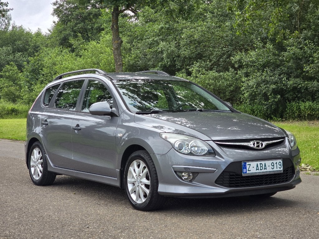 Hyundai i30 break - 1.4i euro 5 - 2012 - Digitale airco/PDC, Autos, Achat, Entreprise, Boîte manuelle, 5 portes