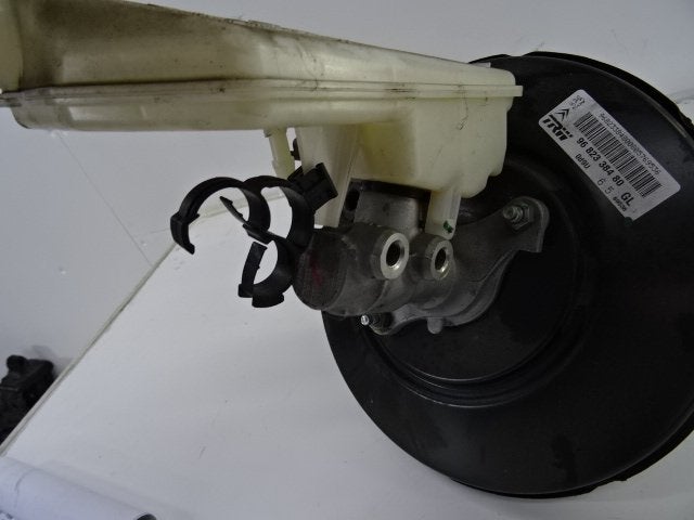 MAITRE CYLINDRE DE FREIN Peugeot 207 SW (WE / WU), Kontakt-peugeot@peugeot.com, Utilisé, Peugeot Deutschland GmbH, Bahnhofsplatz
65423  Rüsselsheim, DE