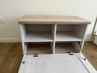 ARMOIRE A CHAUSSURES OU AUTRE EN BOIS AVEC 4 CASES, Enlèvement, Utilisé