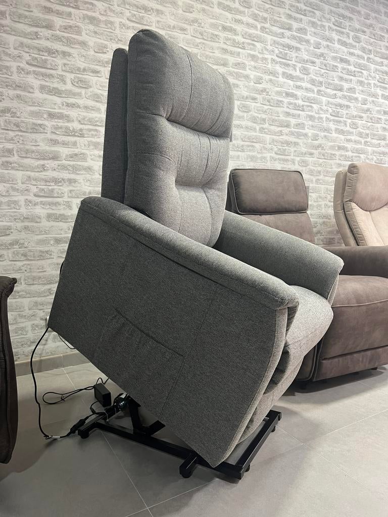 NIEUWE ELEKTRISCHE RELAXZETEL MET LIFTFUNCTIE VOOR €495!!, Huis en Inrichting, ., Nieuw, Ophalen of Verzenden, .
