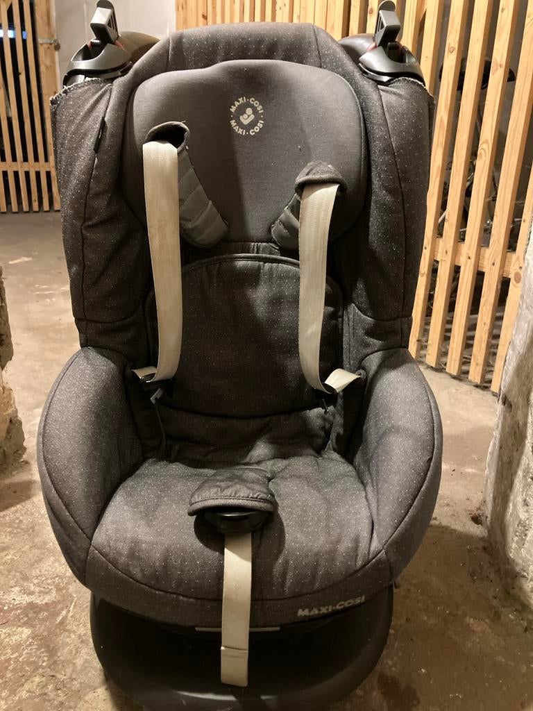 Maxi Cosi kinderstoel autostoel, Kinderen en Baby's, Autostoeltjes, Ophalen, Autogordel of Isofix, Gebruikt, 9 t/m 18 kg