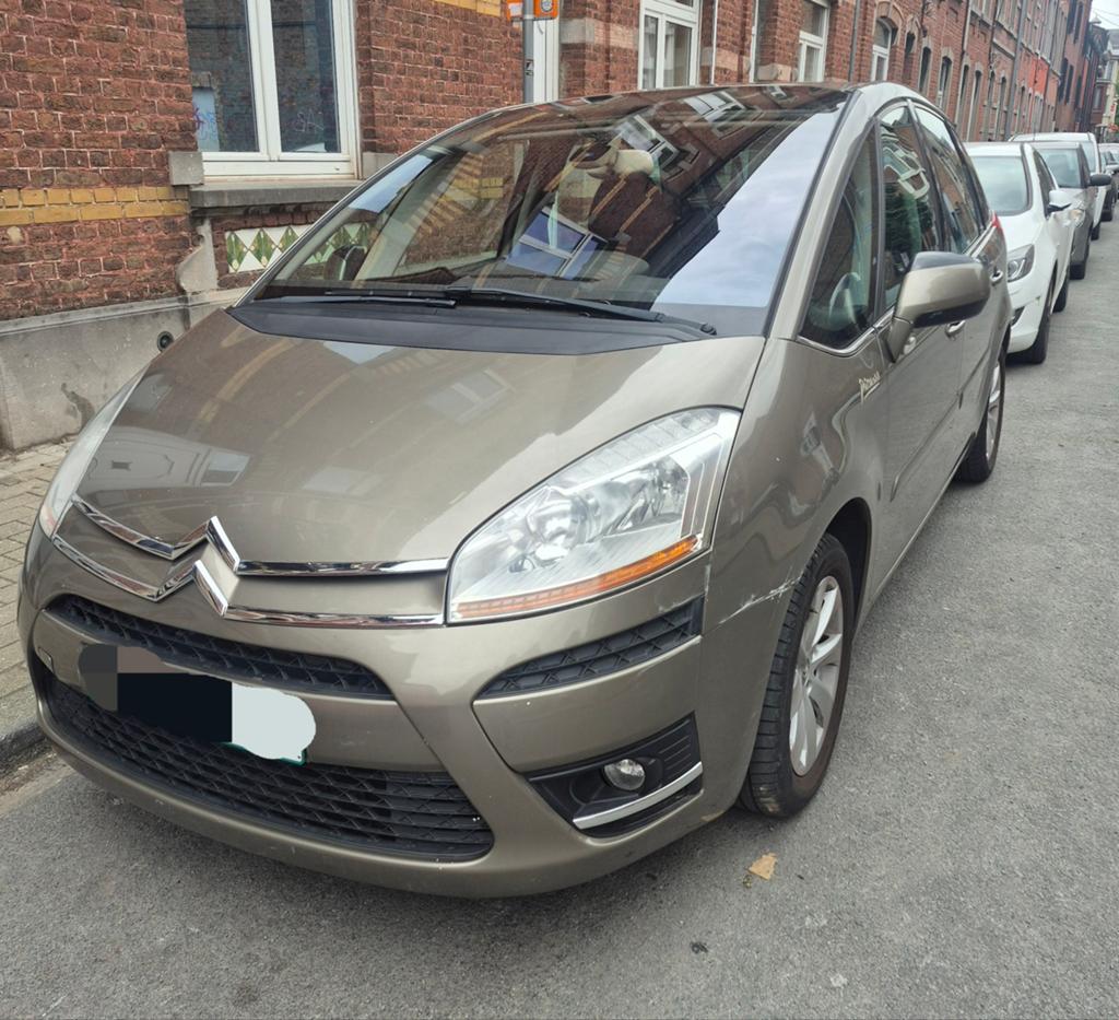 C4 Picasso 1.6 HDI 7000 km volledige optie, Auto's, Citroën, Particulier, C4, Diesel, Euro 4, 5 deurs, Handgeschakeld, Bruin, Zwart