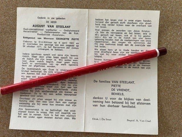BP Voetbal-International August VAN STEELANT Sint Niklaas, Verzamelen, Ophalen of Verzenden, Bidprentje