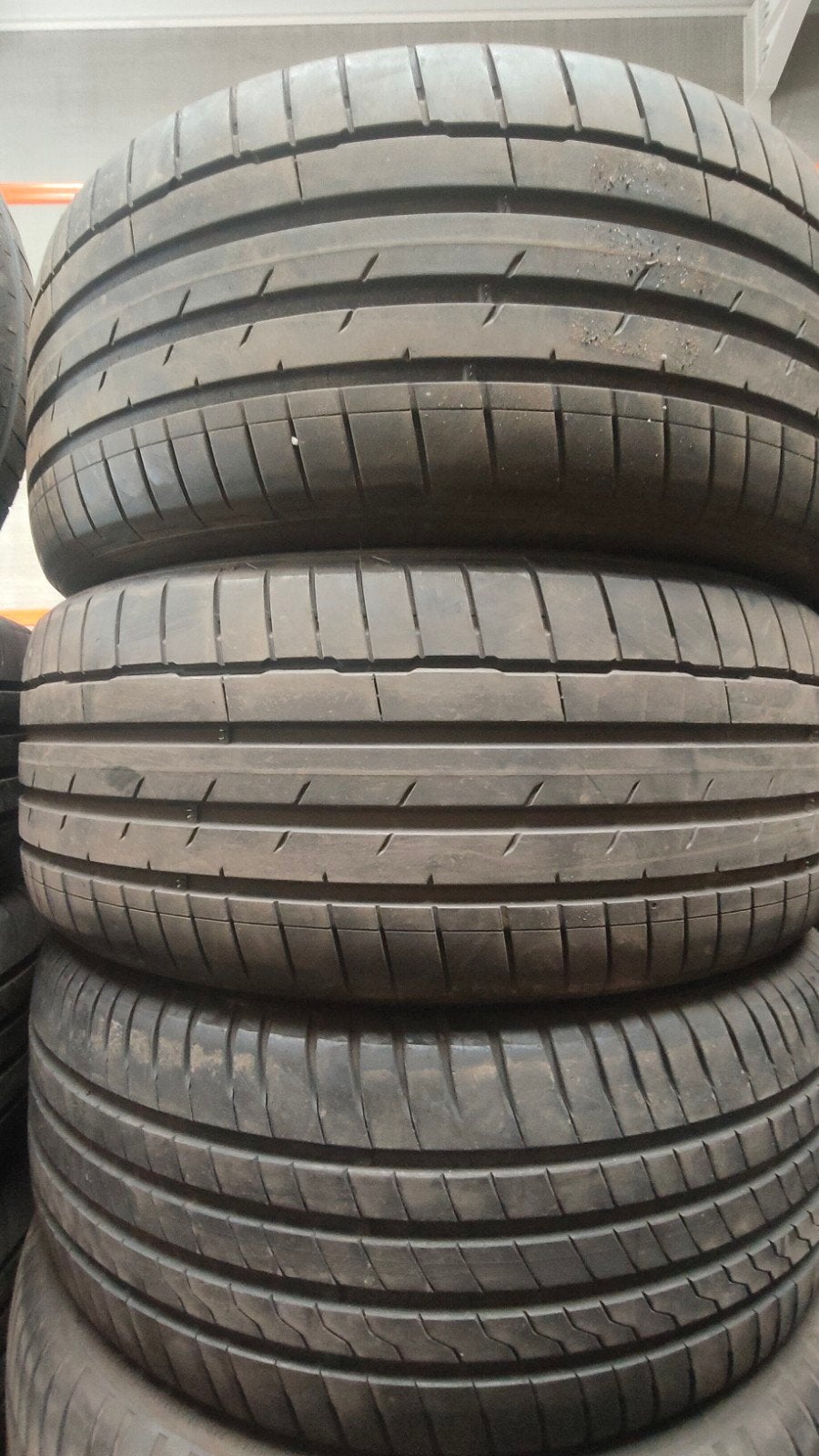 255/45r20 T Hankook 60€ per stuk met montage en balanceren, Ophalen