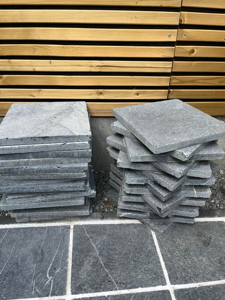 Blauwe steen tegels 30x30 cm 4 m2, Tuin en Terras, Ophalen, Zo goed als nieuw, Natuursteen