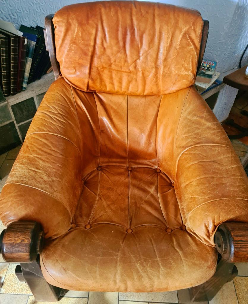 Salon 3 plus 1 plus 1 cuir véritable., Cuir