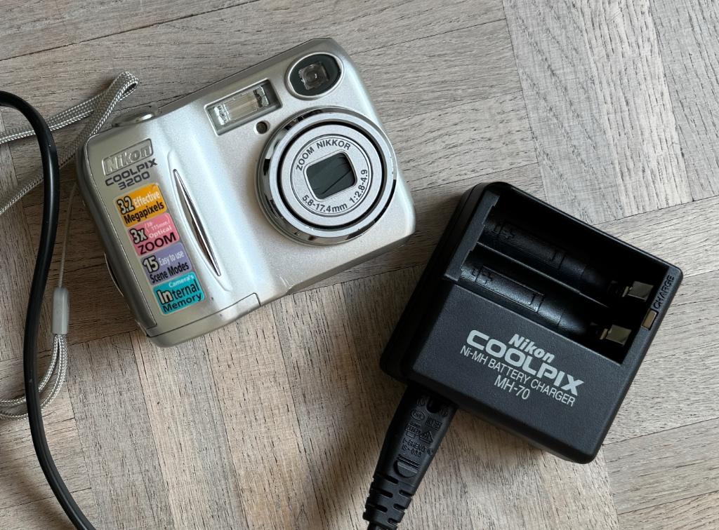 Nikon Coolpix 3200, Audio, Tv en Foto, Fotocamera's Digitaal, Ophalen, Gebruikt, Compact, Nikon