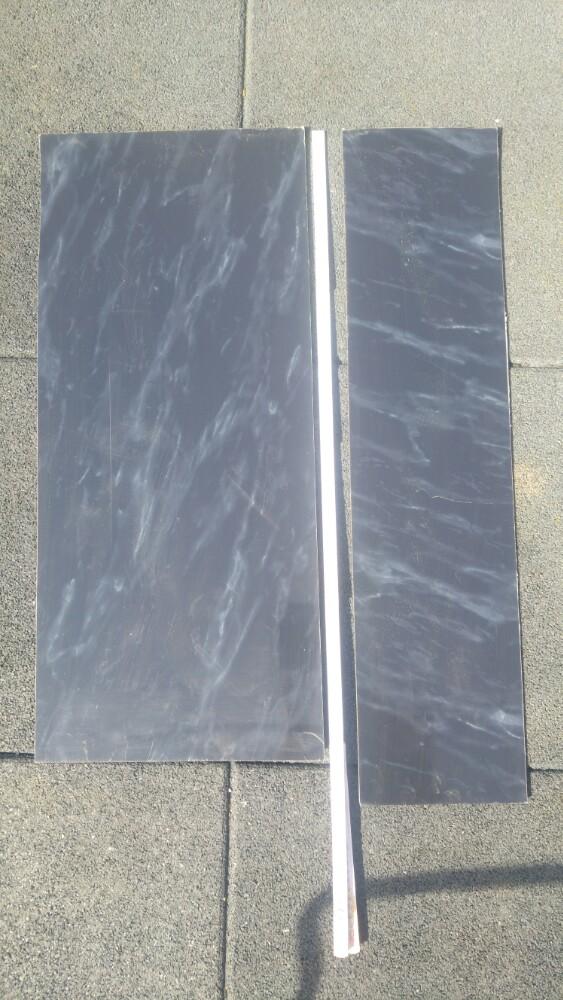 2 Plaques polycarbonate plastique couleur marbre noir 5mm, Enlèvement ou Envoi, Utilisé