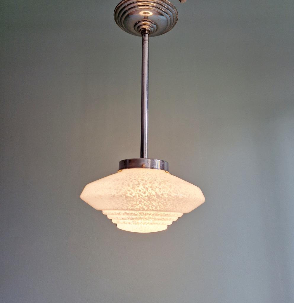 Art Deco hanglamp in wit gespikkeld glas, jaren 30, Ophalen of Verzenden