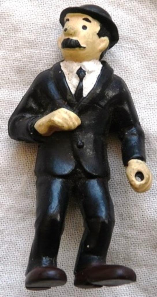 FIGURE PVC, Dupont (Janssen), Tintin (Kuifje), Bully, 1975., Collections, Enlèvement ou Envoi, Tintin, Utilisé, Statue ou Figurine