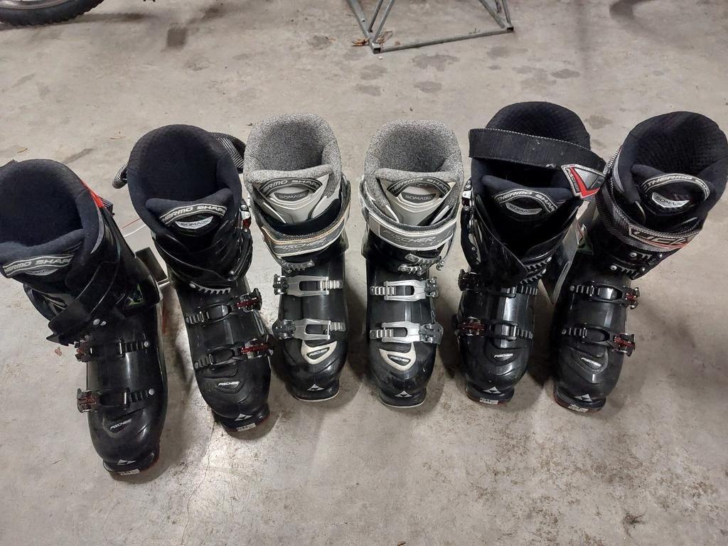Lot de nouveaux os de ski taille 26,5, Enlèvement, Neuf