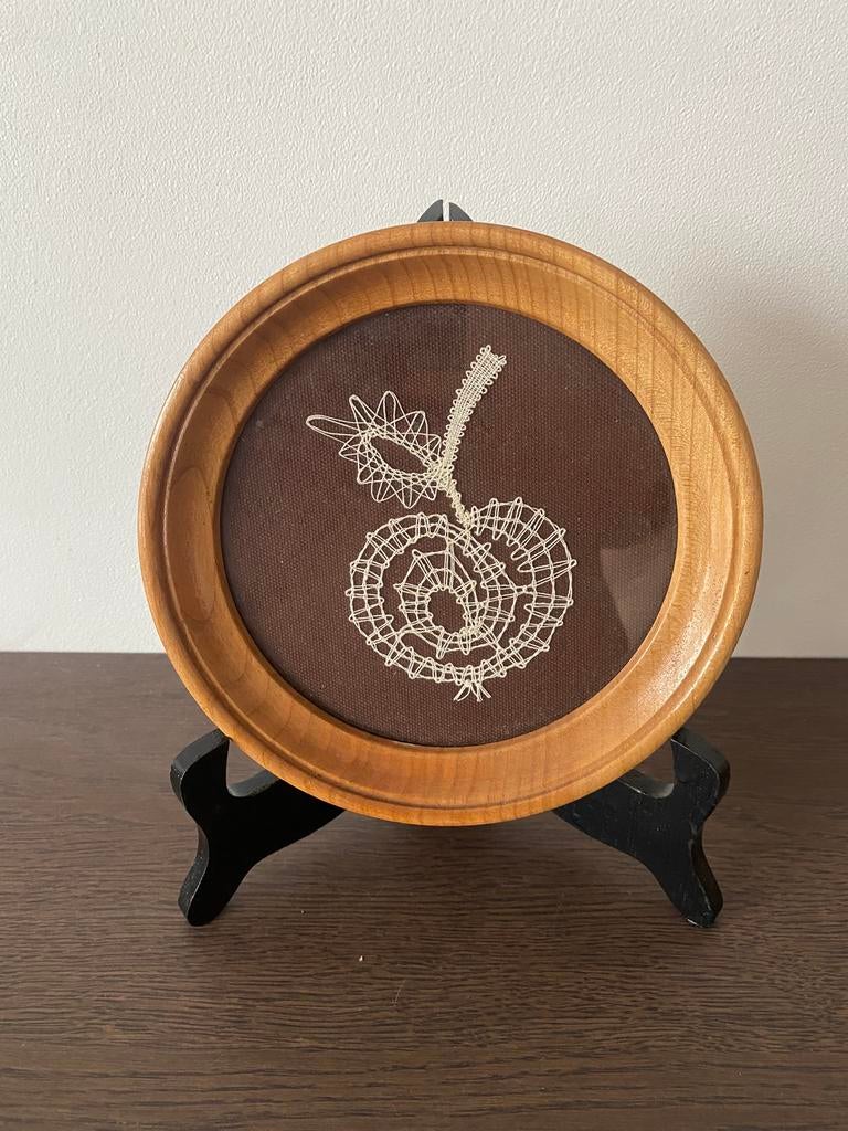 Vintage hangemaakt haakwerk, Enlèvement