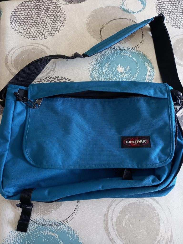 Sac école Eastpak, Enlèvement ou Envoi, Comme neuf