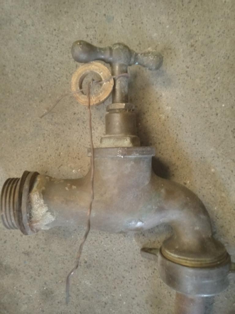 Antieke koperen kraan, Antiek en Kunst, Ophalen of Verzenden