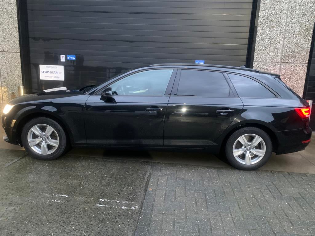 Audi A4 avant 1,4tfsi 6v+gps+Xenon+trekhaak, Auto's, Voorwielaandrijving, Stof, 4 cilinders, A4