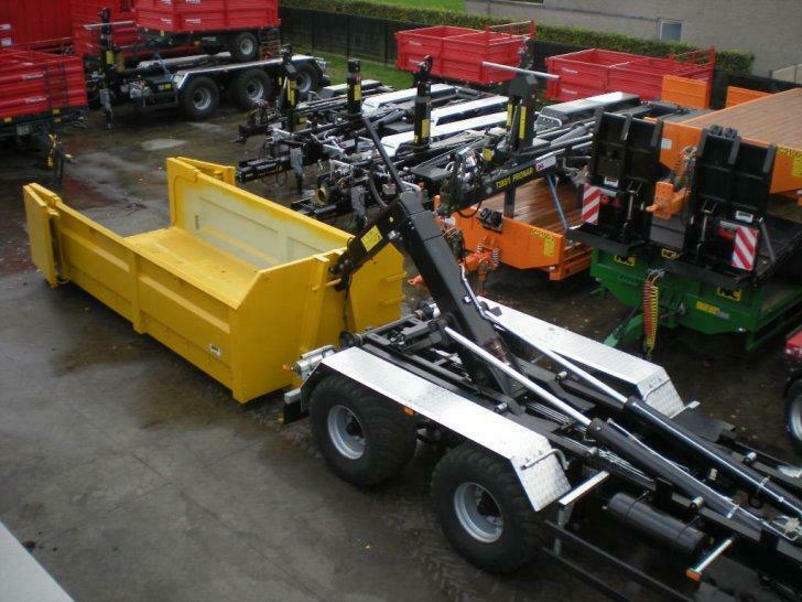 Porte-conteneur Pronar 15 ->34 tonnes tout en stock, Enlèvement