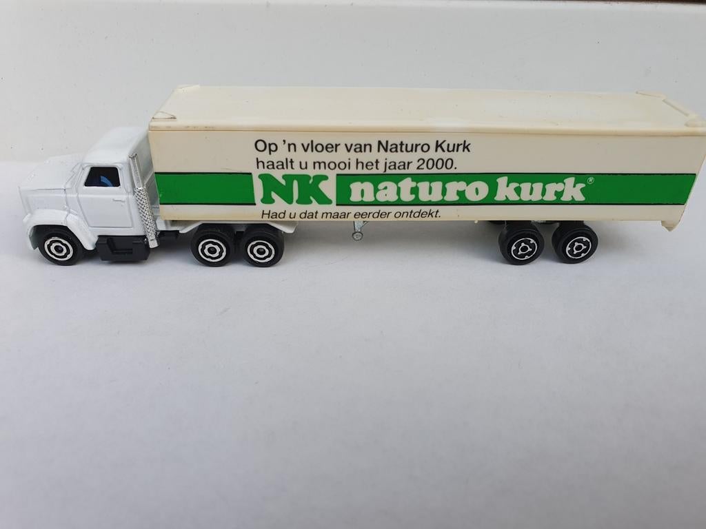 Schaal 1/100  Majorette vrachtwagen trekker/oplegger, Hobby en Vrije tijd, Modelauto's | Overige schalen, Ophalen of Verzenden