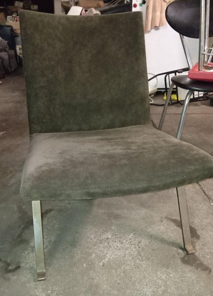 Midcentury Fluwelen stoel op metalen frame, Huis en Inrichting, Ophalen, Gebruikt, Eenpersoons