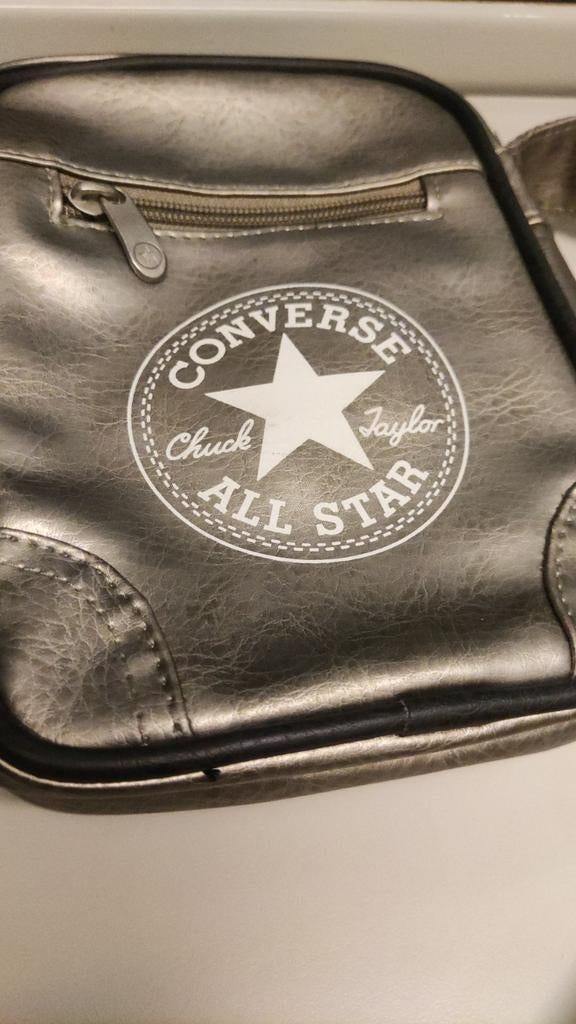CONVERSE ALL STAR Chuck Taylor, sac argent brillant, Enlèvement ou Envoi, Comme neuf
