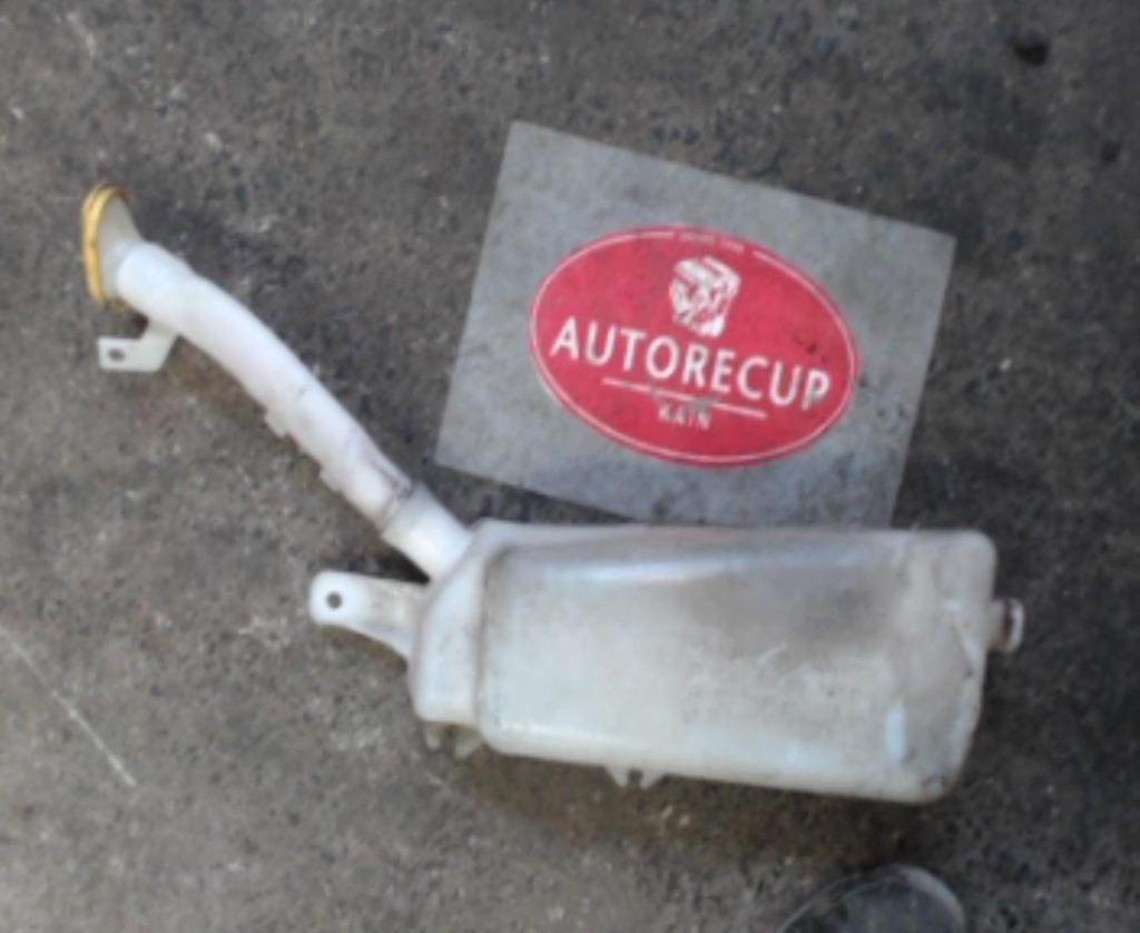 Vase de lave glace  Renault Clio 3 2009-2014 LP/13563, Enlèvement ou Envoi, Utilisé, Renault