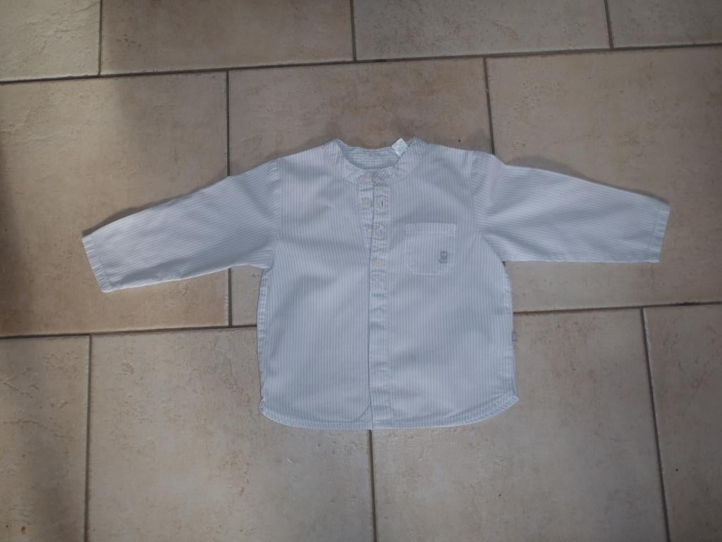 Lichtblauw shirt met lijnen maat 74 - Obaïbi, Ophalen of Verzenden, Zo goed als nieuw, ObaÏbi, Overhemdje of Bloesje