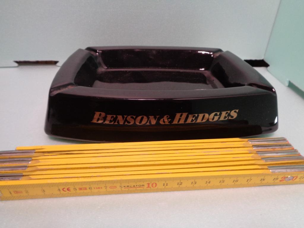 Ancien grand cendrier noir BENSON AND HEDGES en très bon éta, Collections, Enlèvement ou Envoi, Comme neuf, Cendrier