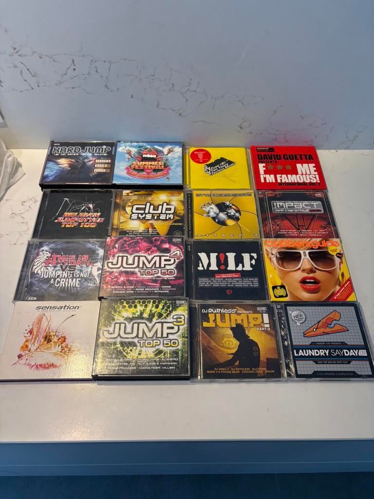Dance cd’s, Enlèvement, Comme neuf