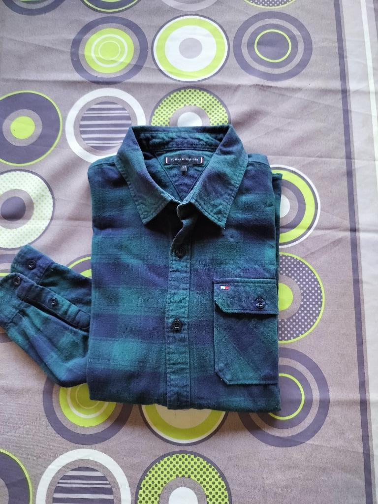 Jongenshemd Tommy Hilfiger maat 164 (winterhemd), Enfants & Bébés, Vêtements enfant | Taille 164, Garçon, Chemise ou Chemisier