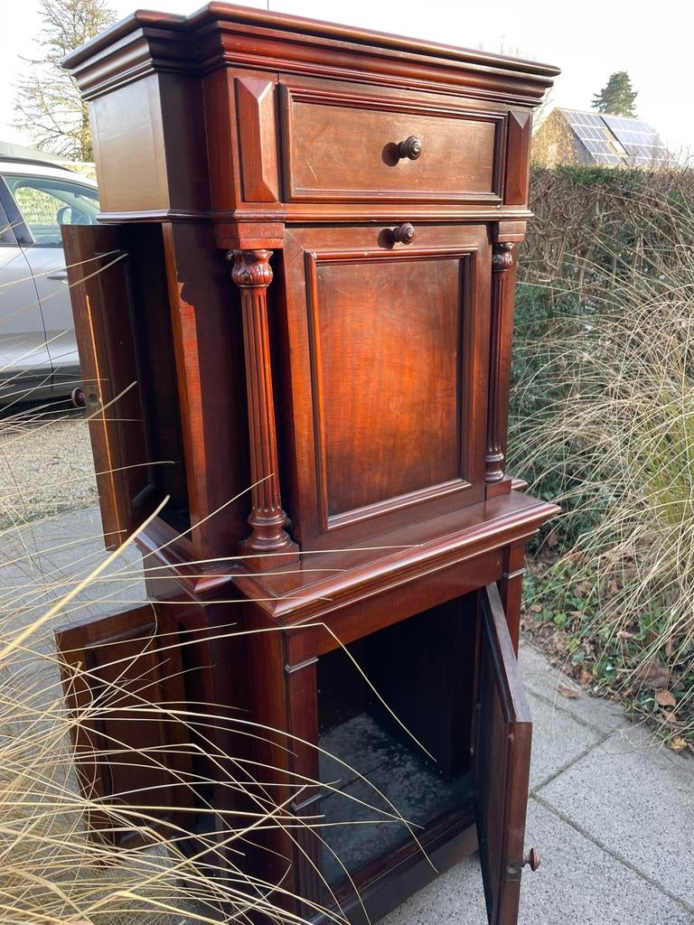 Antieke kast, Ophalen