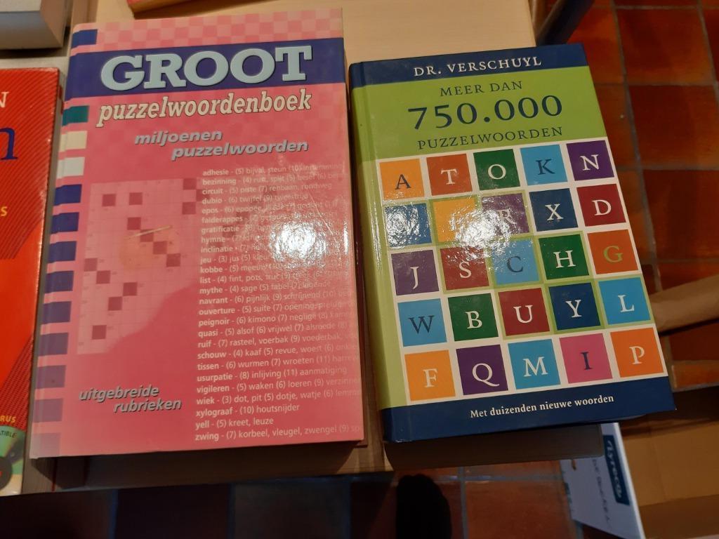 dictionnaires de puzzle, Livres, Enlèvement