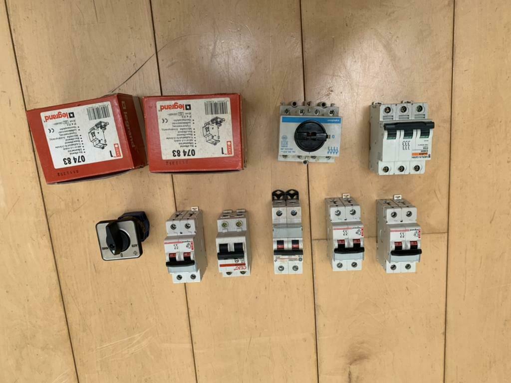 Disjoncteurs électrique, Bricolage & Construction, Électricité & Câbles, Enlèvement