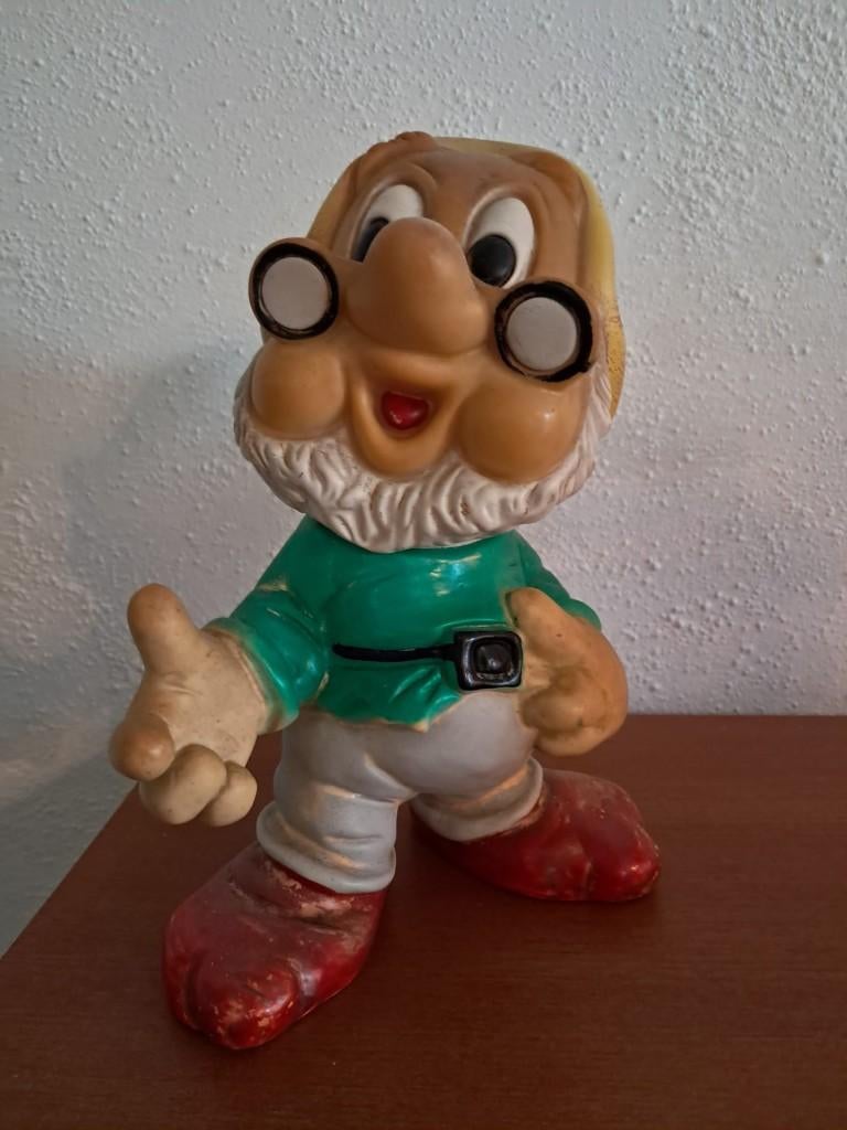 Disney - zeven dwergen - 1 stuk, Ophalen, Overige figuren, Gebruikt, Beeldje of Figuurtje