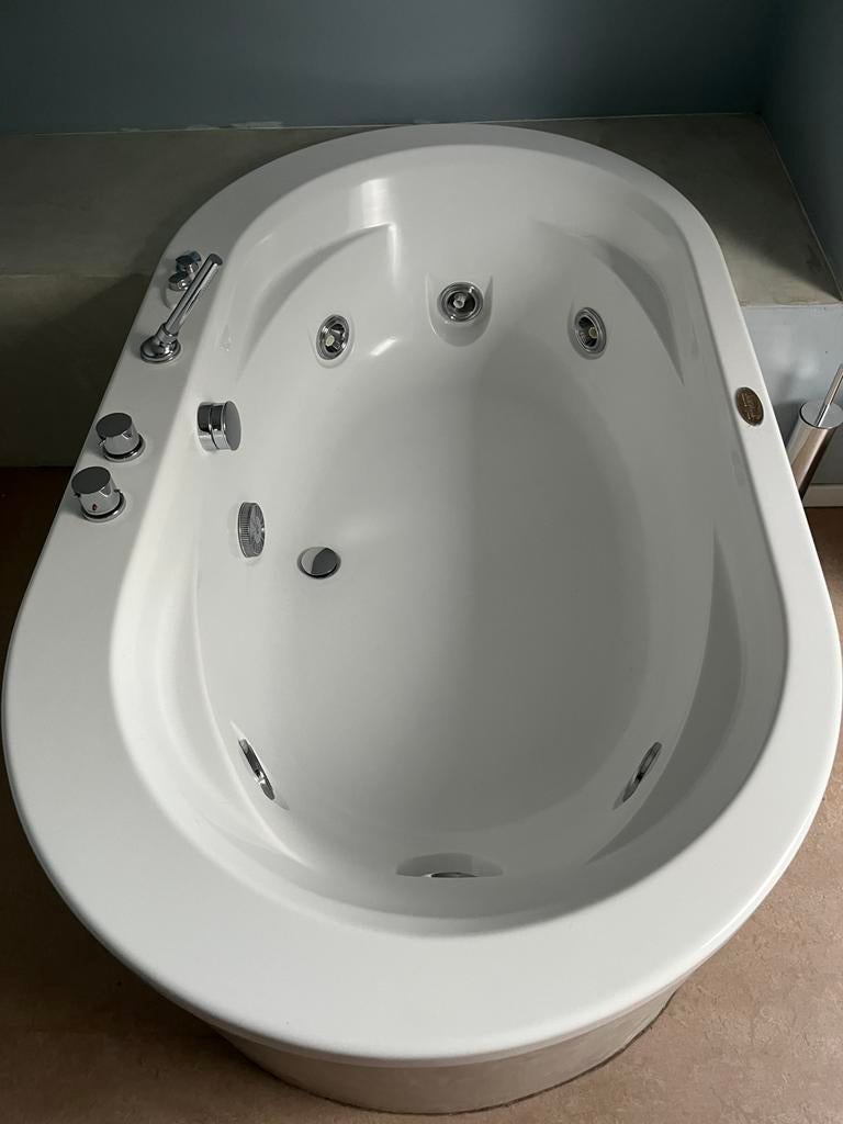 Opalia van jacuzzi, Huis en Inrichting, Ophalen, Gebruikt