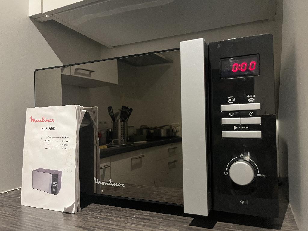 moulinex microgolf, Elektronische apparatuur, Ophalen, Zo goed als nieuw, Draaiplateau, Combi-microgolfoven