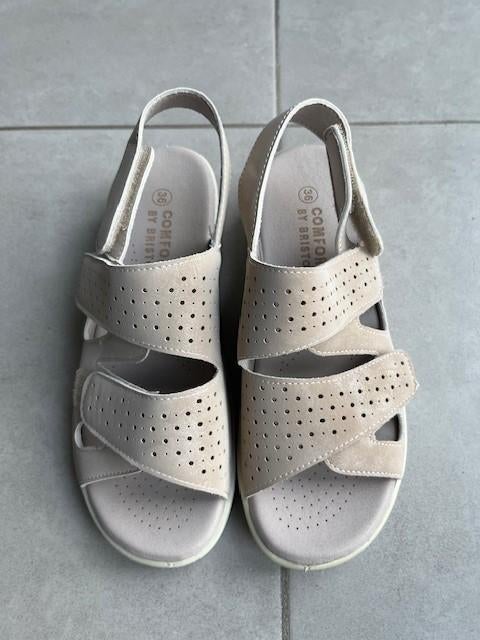 sandalen 36, Kleding | Dames, Beige, Zo goed als nieuw, Bristol, Sandalen of Muiltjes