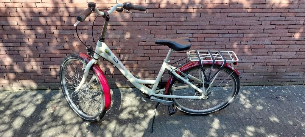 Fiets BNB Flowerkid 24inch, Fietsen en Brommers, Ophalen, BNB, Versnellingen, Gebruikt