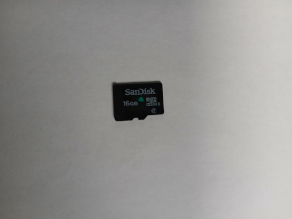 QSC Touchmix 8 - 16 microSD-card intern operating system, Enlèvement ou Envoi, Neuf, 10 à 20 canaux