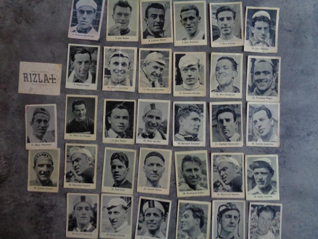 RIZLA REVUE DER KAMPIOENEN Wielrenners prenten 32X EN 1 GRAT, Verzenden