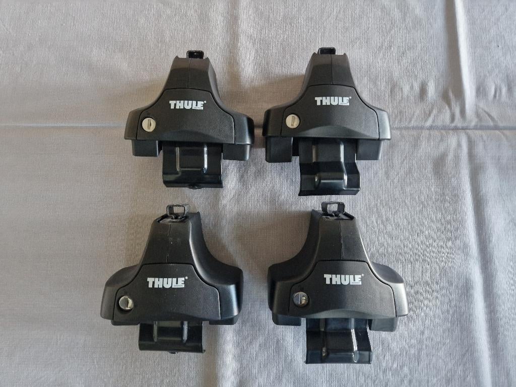 Voetstukken dakdragersysteem Thule (Audi A3 Hatchback), Auto diversen, Dakdragers, Zo goed als nieuw, Ophalen