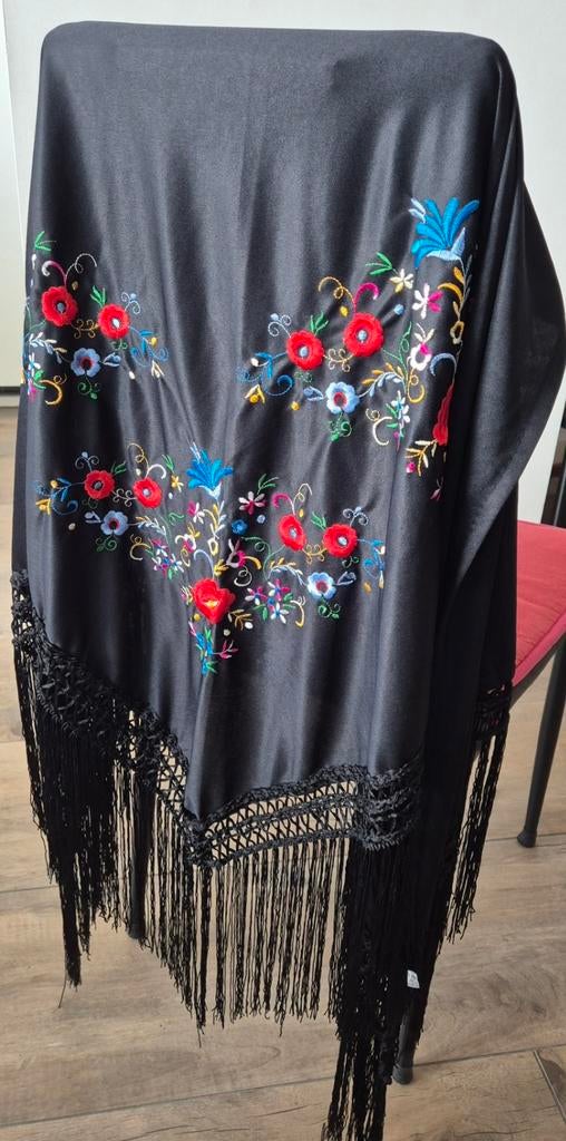 Flamenco sjaals, Kleding | Dames, Ophalen of Verzenden, Zo goed als nieuw, Sjaal