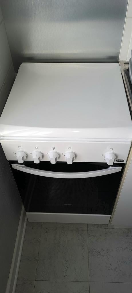 Cuisinière gaz zanussi 50cm tuyau gaz /Article déjà vendu ✅️, Electroménager, Comme neuf, Gaz
