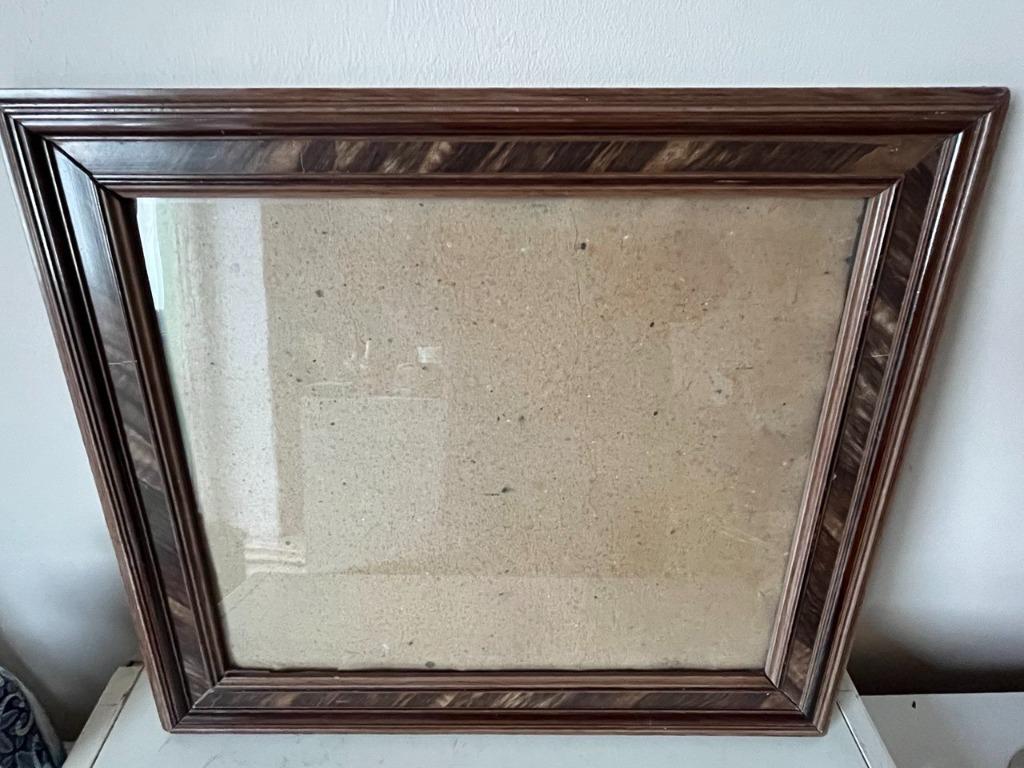 Grand cadre ancien en bois, Enlèvement