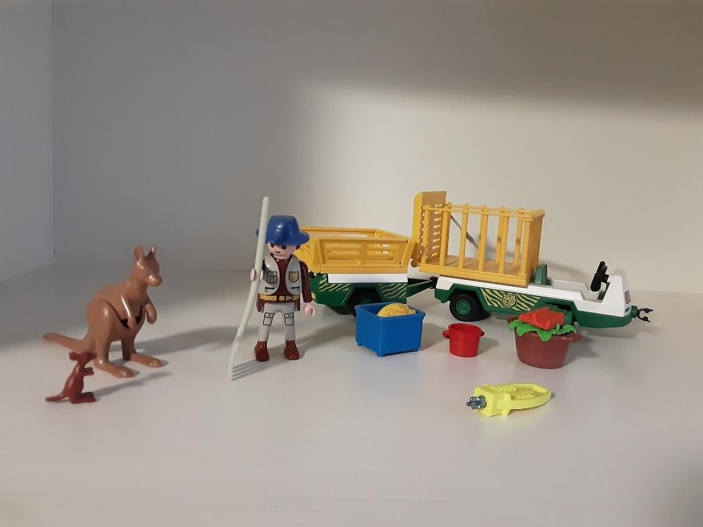 PLaymobil dierenverzorger met auto en kangoeroe, Ophalen of Verzenden, Zo goed als nieuw, Complete set