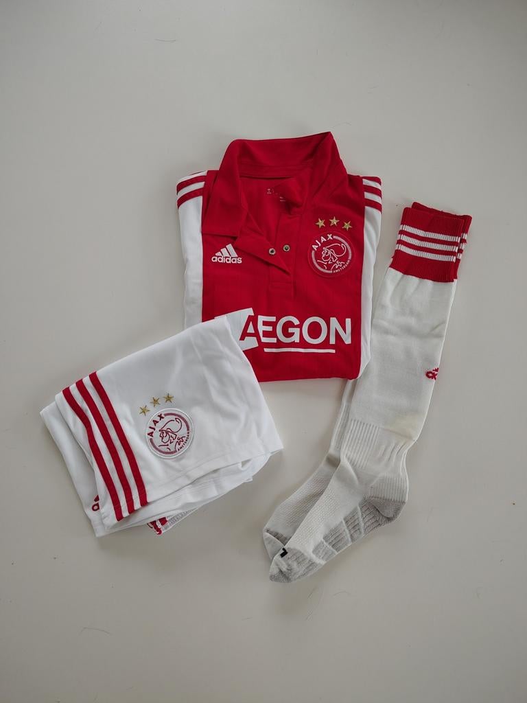 Ajax voetbal tenue, Maat S, Ophalen