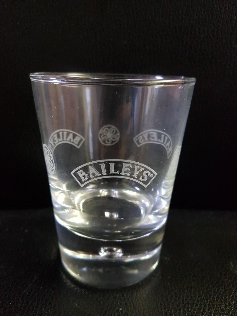 Glas Baileys, Verzamelen, Ophalen, Zo goed als nieuw, Borrel- of Shotglas