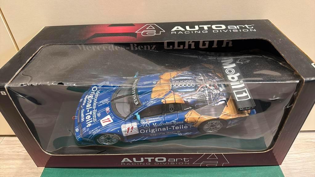 Auto art Mercedes clk gtr 1:18, Enlèvement, Comme neuf, Voiture