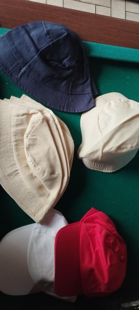 Chapeau et casquette, Neuf, Sans marque, Enlèvement, Chapeau