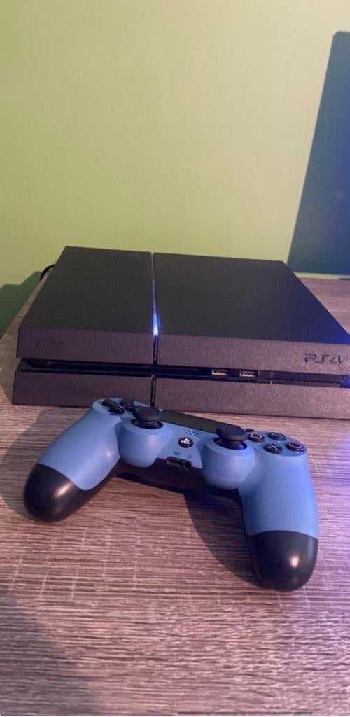 Ps4 + 1 controller + alle nodige kabels, Games en Spelcomputers, Spelcomputers | Sony PlayStation 4, Zo goed als nieuw, Original