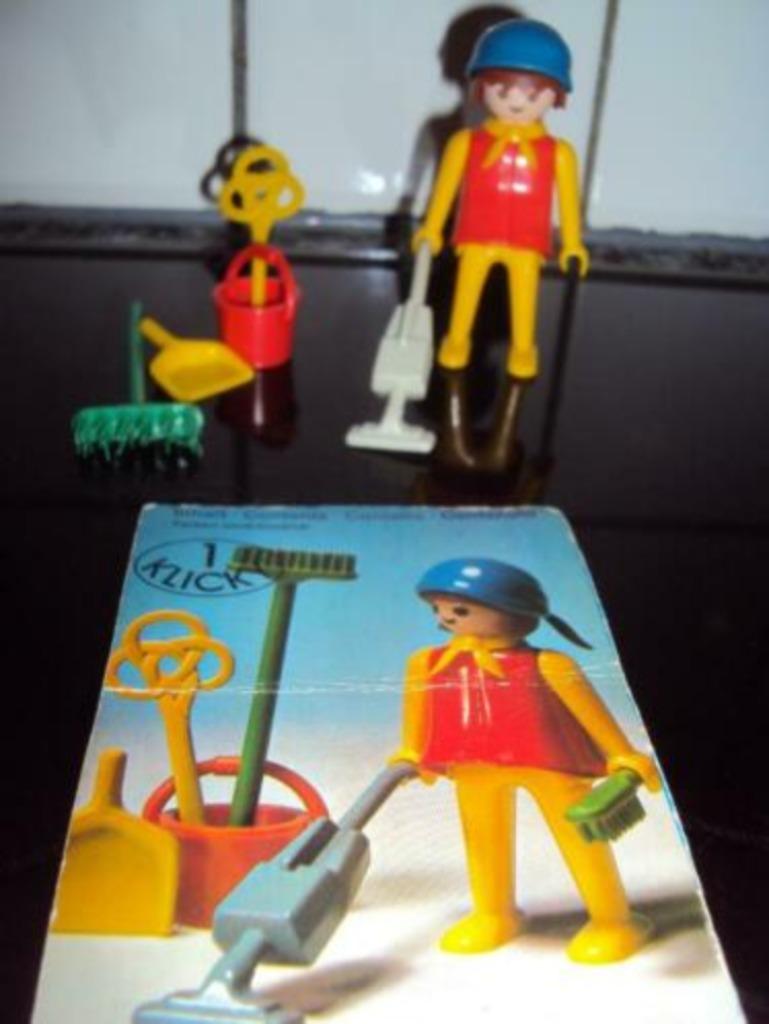Playmobil "Schoonmaakster"* VINTAGE *, Ophalen of Verzenden, Gebruikt